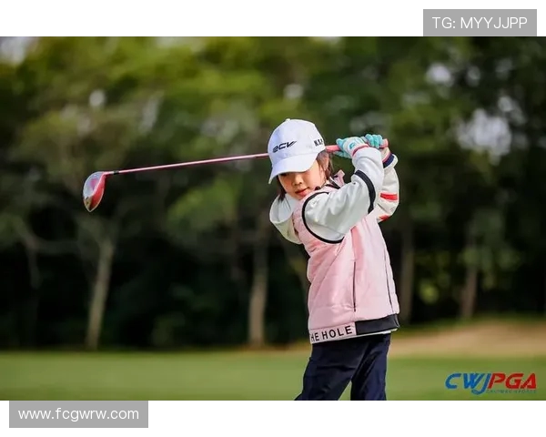 高尔夫资格赛:统治赛场 高尔夫资格赛:统治赛场