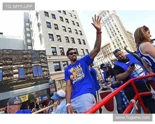 76人计划签约泰瑞斯马丁双向合同助力球队深度提升 76人计划签约泰瑞斯马丁双向合同助力球队深度提升