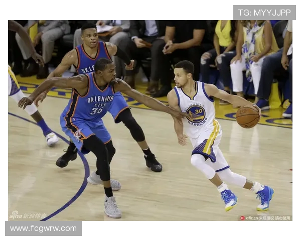 勇士半场领先马刺4分穆迪小佩顿表现出色文班奋力追分